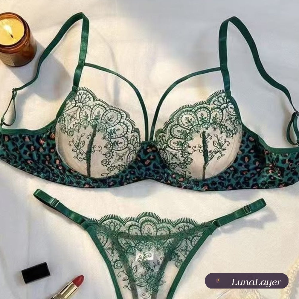 Imported - Wild Bloom Lace Set